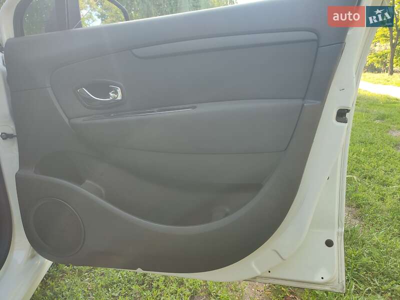 Минивэн Renault Grand Scenic 2012 в Белой Церкви