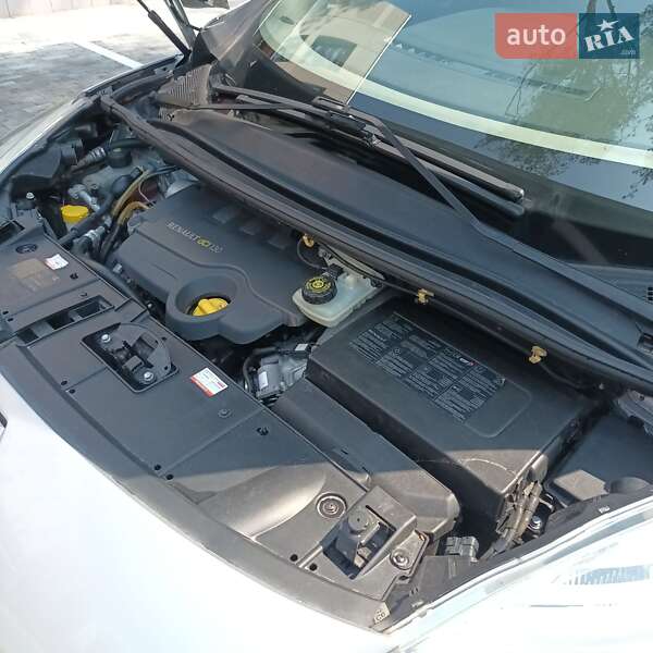 Минивэн Renault Grand Scenic 2010 в Киеве