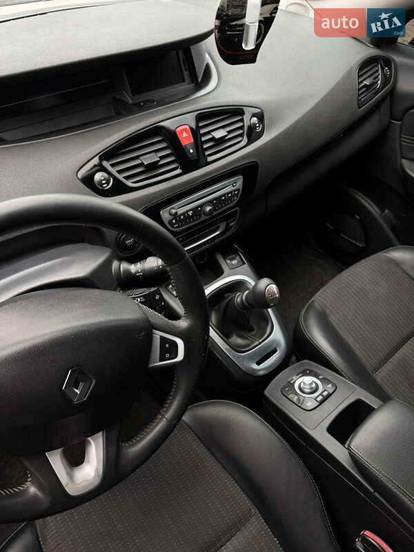 Минивэн Renault Grand Scenic 2010 в Умани фото 8 Минивэн Renault Grand Scenic 2010 в Умани