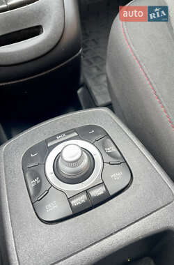 Минивэн Renault Grand Scenic 2013 в 