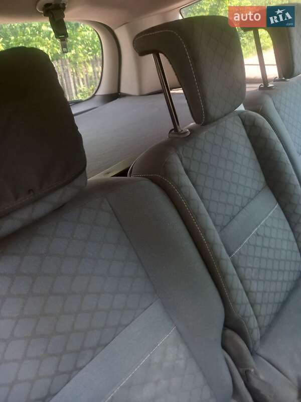 Мінівен Renault Grand Scenic 2011 в Чуднові