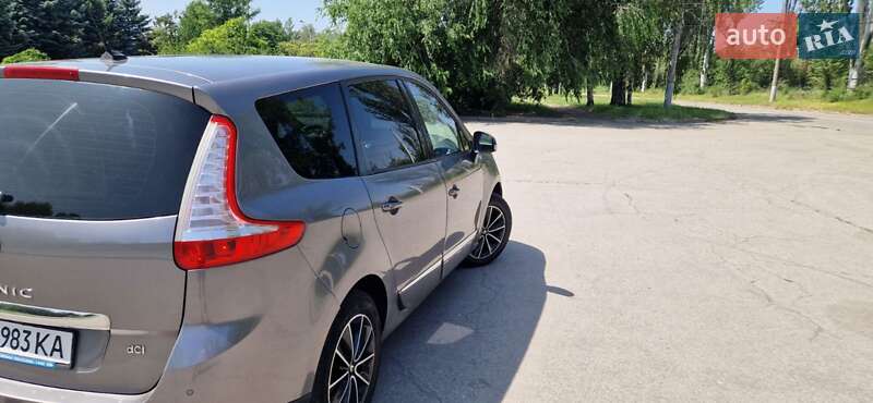 Минивэн Renault Grand Scenic 2012 в Кривом Роге
