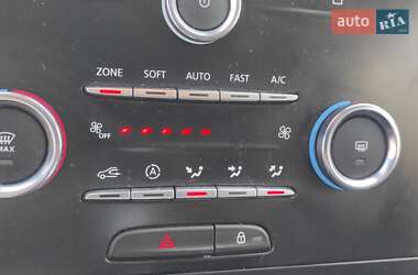 Минивэн Renault Grand Scenic 2018 в 