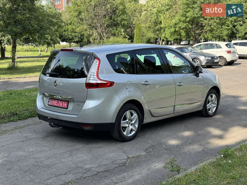 Минивэн Renault Grand Scenic 2015 в Ровно