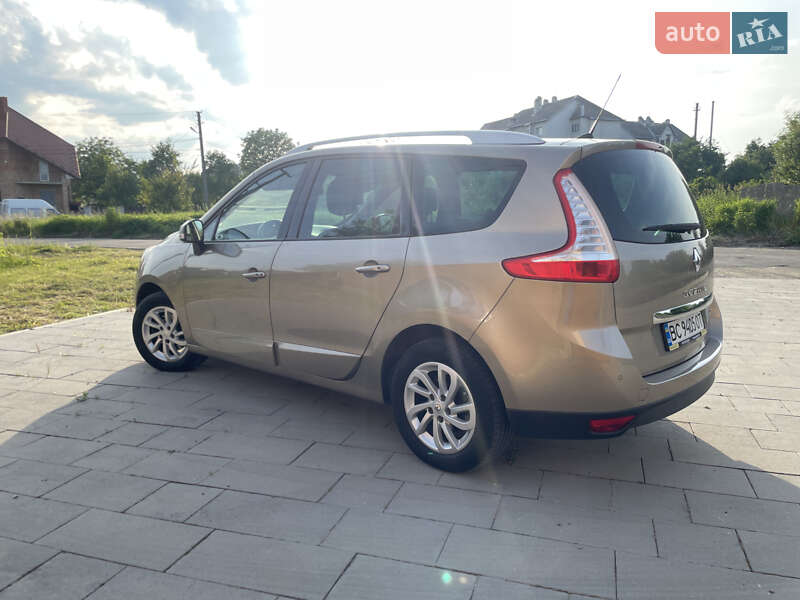 Мінівен Renault Grand Scenic 2014 в Стрию