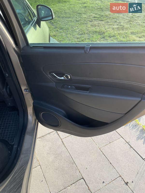 Мінівен Renault Grand Scenic 2014 в Стрию