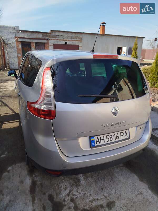 Минивэн Renault Grand Scenic 2009 в Голубовке фото 7 Минивэн Renault Grand Scenic 2009 в Голубовке