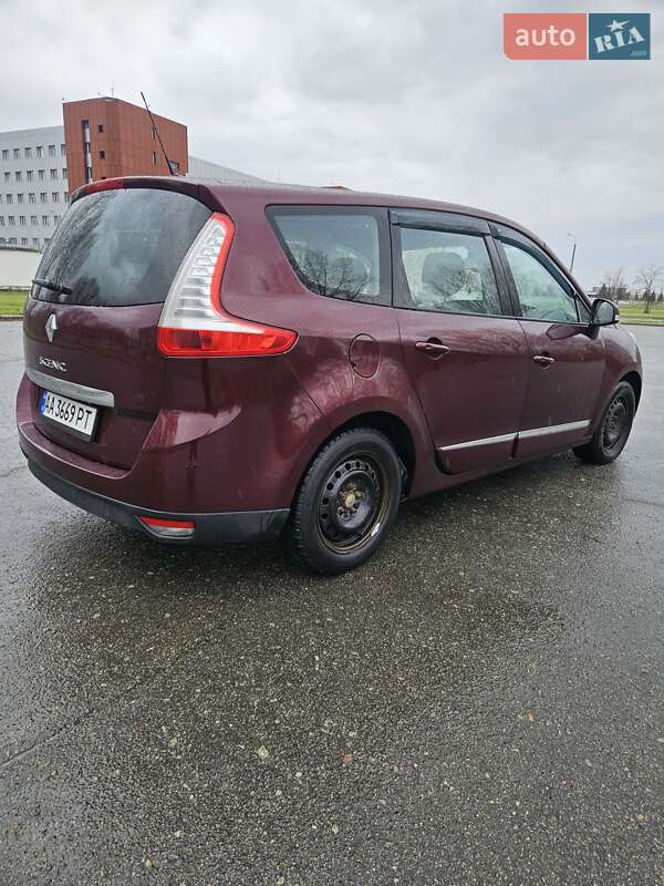 Минивэн Renault Grand Scenic 2012 в Киеве