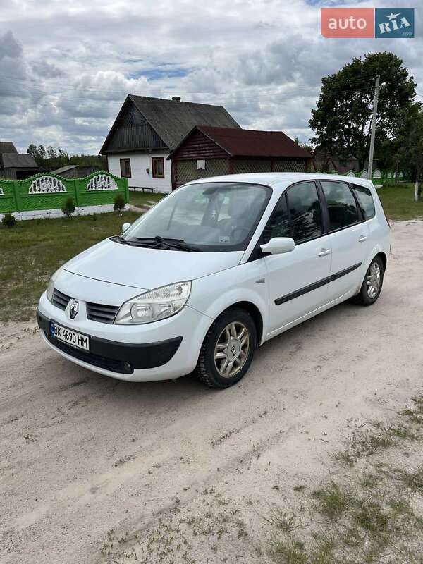 Renault Grand Scenic 2004