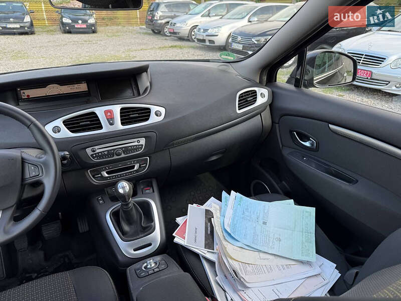 Минивэн Renault Grand Scenic 2011 в Виннице