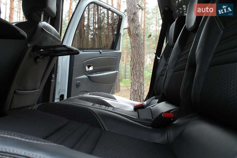 Минивэн Renault Grand Scenic 2013 в Полтаве