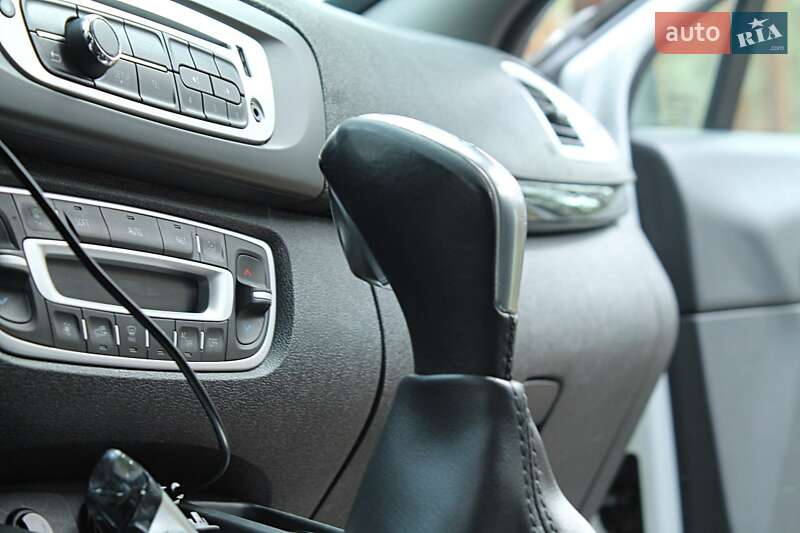 Минивэн Renault Grand Scenic 2013 в Полтаве