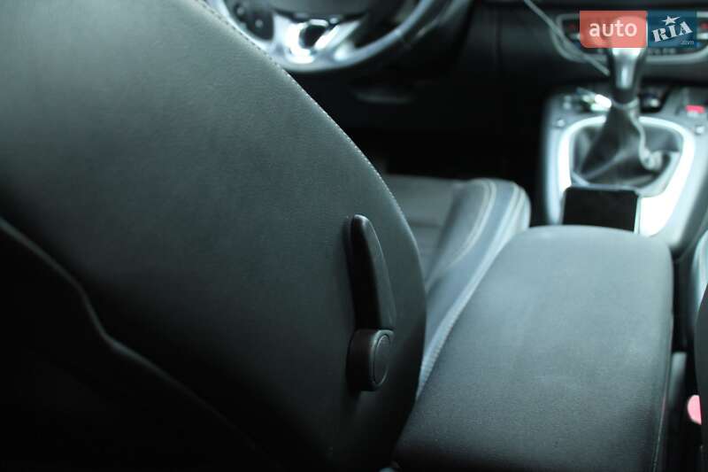 Минивэн Renault Grand Scenic 2013 в Полтаве