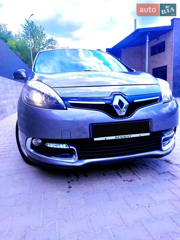 Мінівен Renault Grand Scenic 2015 в Івано-Франківську