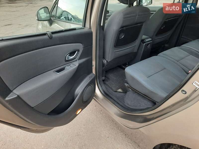 Мінівен Renault Grand Scenic 2010 в Полтаві