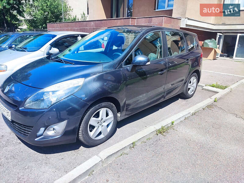 Мінівен Renault Grand Scenic 2011 в Києві