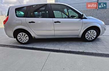 Минивэн Renault Grand Scenic 2008 в 