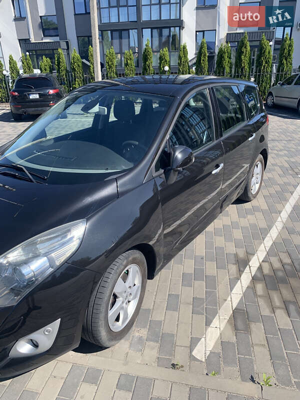 Мінівен Renault Grand Scenic 2010 в Луцьку