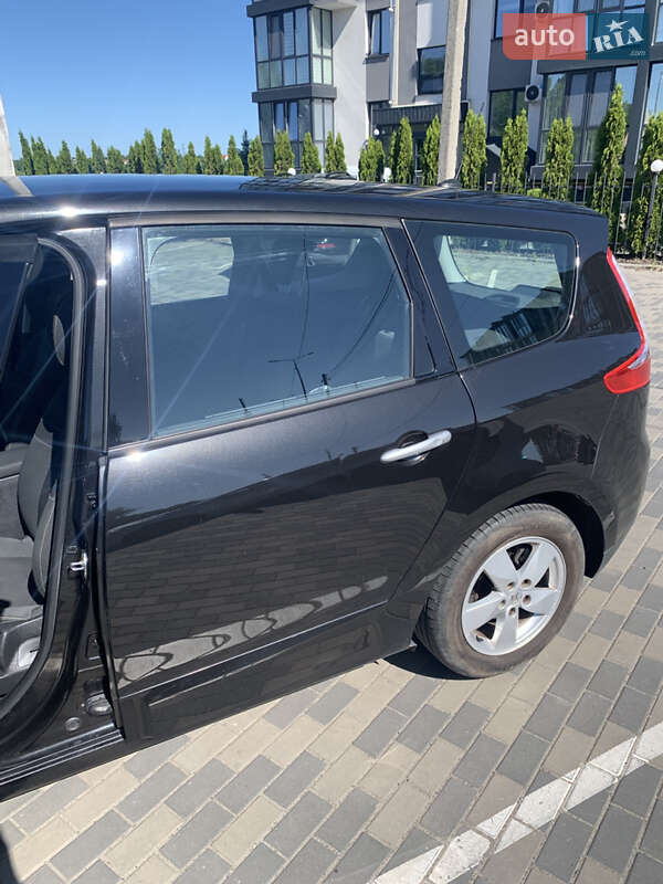 Мінівен Renault Grand Scenic 2010 в Луцьку