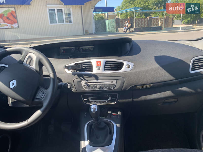 Мінівен Renault Grand Scenic 2010 в Луцьку