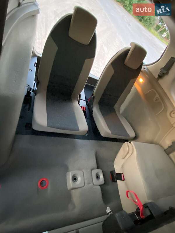 Мінівен Renault Grand Scenic 2004 в Вінниці