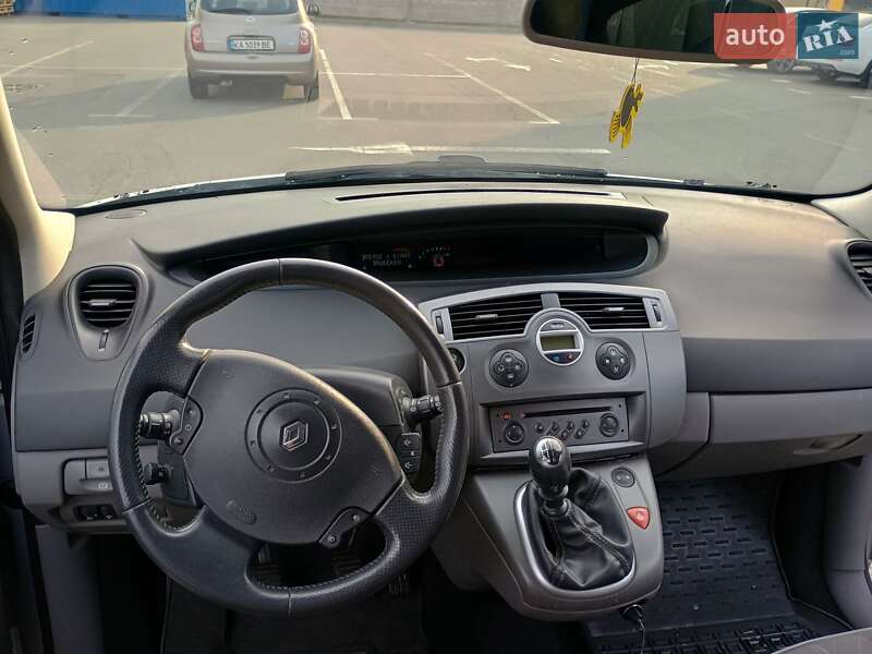 Мінівен Renault Grand Scenic 2004 в Софіївській Борщагівці