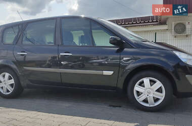 Минивэн Renault Grand Scenic 2004 в 
