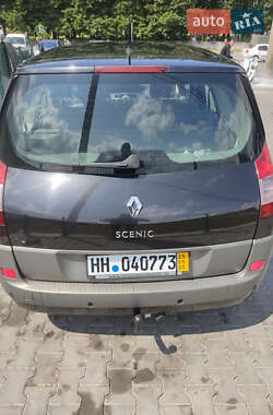 Минивэн Renault Grand Scenic 2004 в 