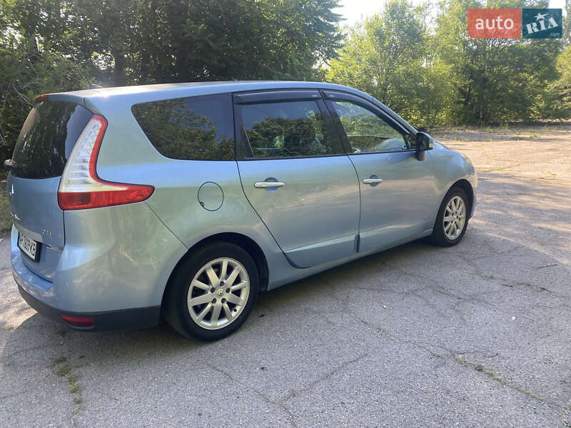Минивэн Renault Grand Scenic 2010 в Запорожье