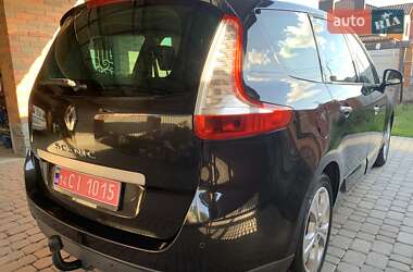 Минивэн Renault Grand Scenic 2010 в 