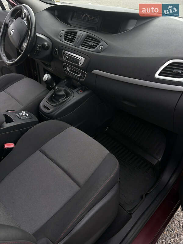 Минивэн Renault Grand Scenic 2013 в Черновцах