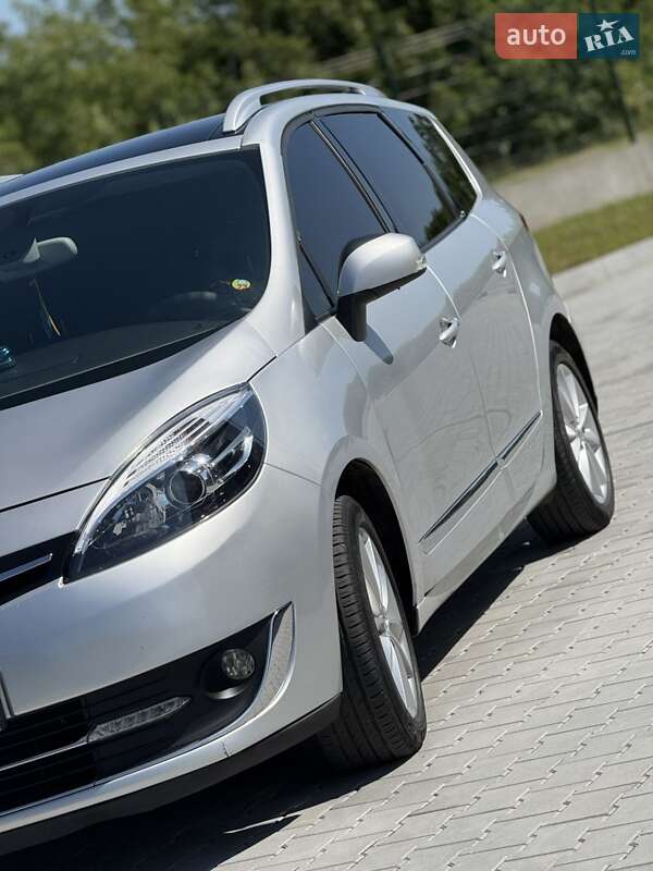 Минивэн Renault Grand Scenic 2013 в Дубно