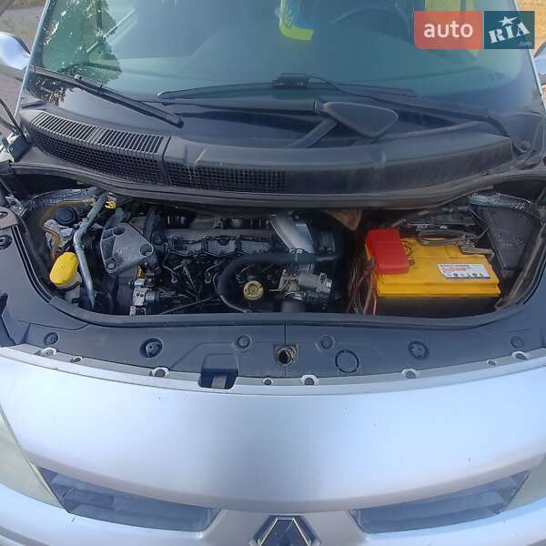 Мінівен Renault Grand Scenic 2006 в Рокитному фото 16 Мінівен Renault Grand Scenic 2006 в Рокитному