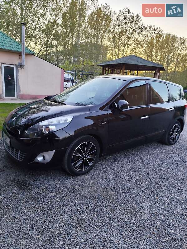 Мінівен Renault Grand Scenic 2011 в Рівному