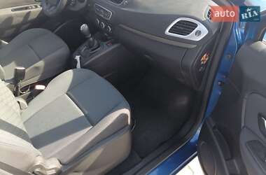 Минивэн Renault Grand Scenic 2010 в 
