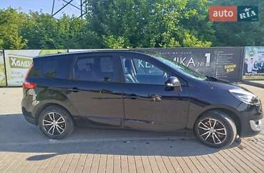 Мінівен Renault Grand Scenic 2012 в  фото 4 Мінівен Renault Grand Scenic 2012 в