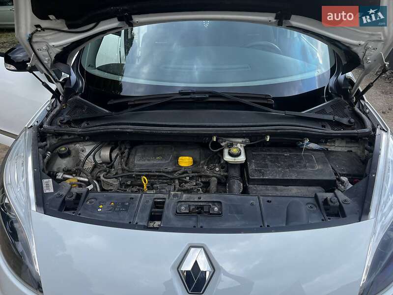 Минивэн Renault Grand Scenic 2012 в Ужгороде