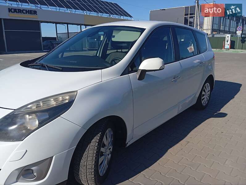 Минивэн Renault Grand Scenic 2011 в Луцке