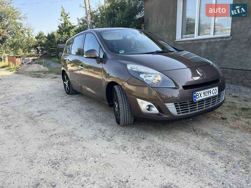 Renault Grand Scenic 2010