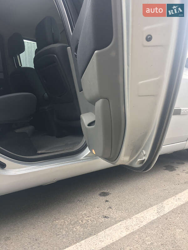 Мінівен Renault Grand Scenic 2005 в Фастові