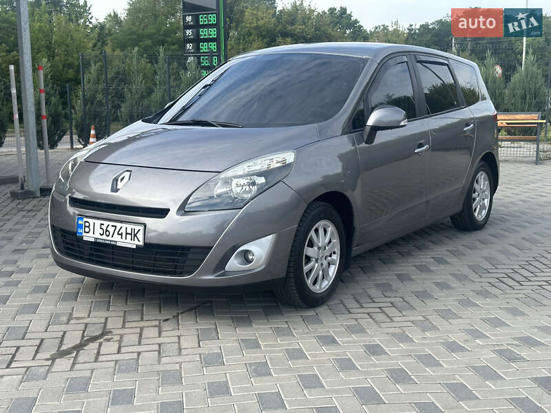 Renault Grand Scenic 2010
