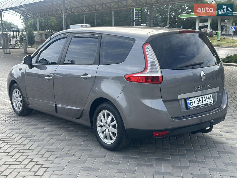 Минивэн Renault Grand Scenic 2010 в Полтаве