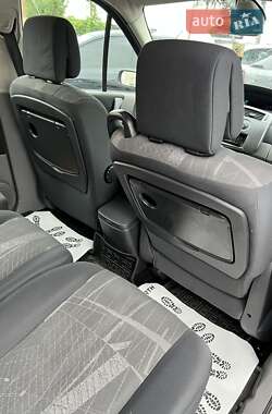 Минивэн Renault Grand Scenic 2005 в 