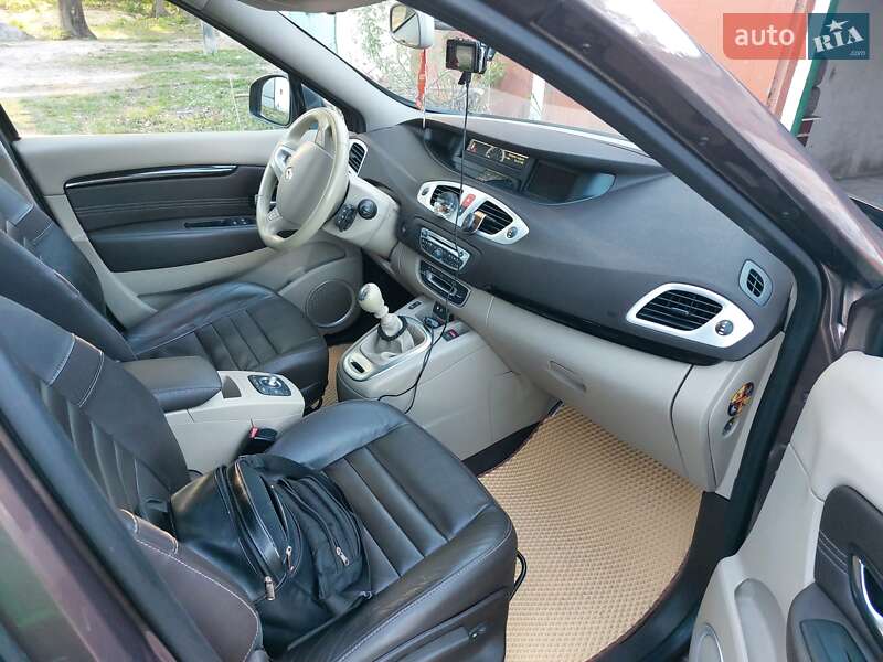 Мінівен Renault Grand Scenic 2009 в Володимирі