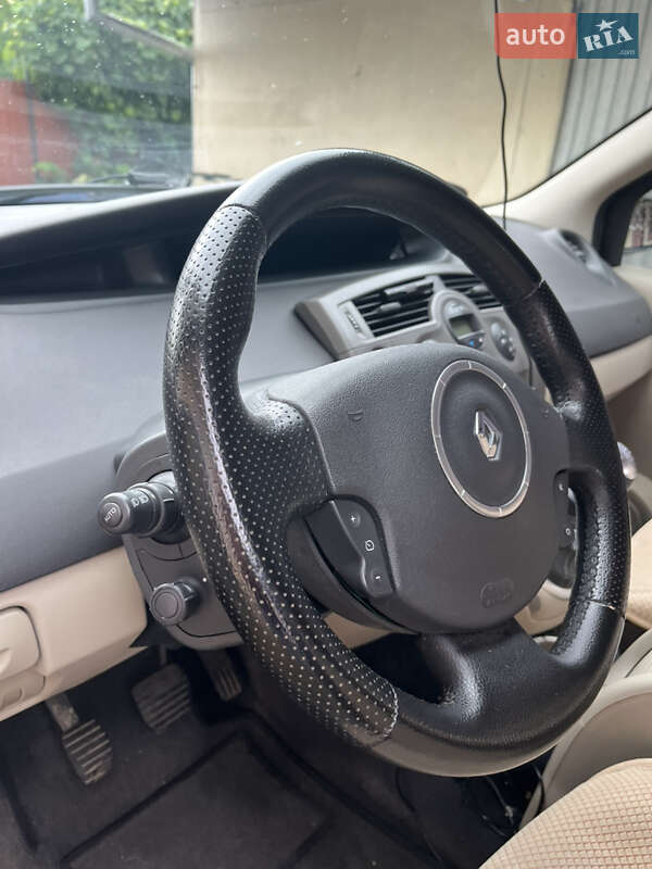 Мінівен Renault Grand Scenic 2008 в Івано-Франківську фото 40 Мінівен Renault Grand Scenic 2008 в Івано-Франківську
