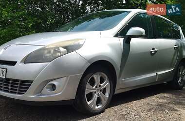 Мінівен Renault Grand Scenic 2011 в Острозі