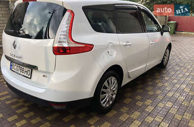 Мінівен Renault Grand Scenic 2013 в 