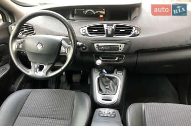 Мінівен Renault Grand Scenic 2013 в 