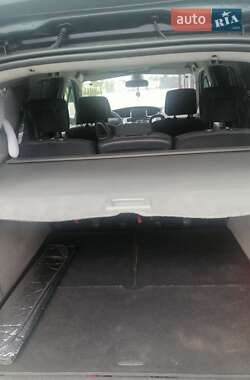 Минивэн Renault Grand Scenic 2004 в 