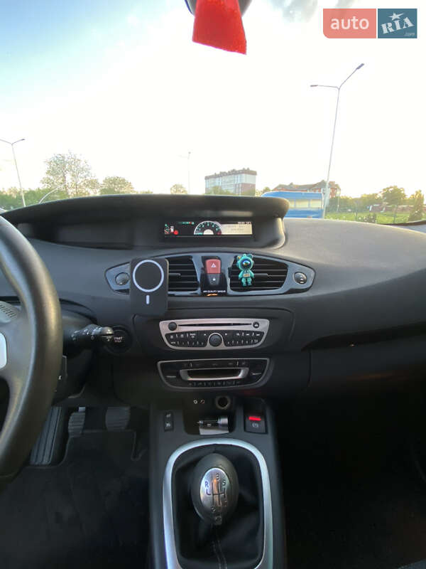 Минивэн Renault Grand Scenic 2011 в Стрые